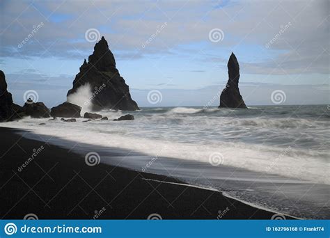 Reynisfjara Beach Vik Iceland Stock Photo Image Of Reynisdrangar