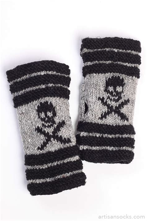 fingerless gloves with stripes and skulls gray black