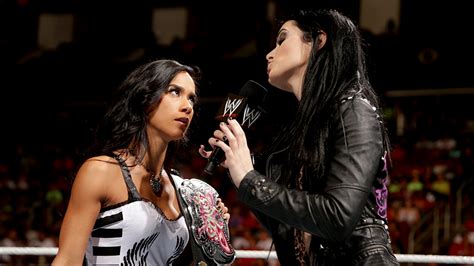 Could Wwe Be Edging Closer To Lesbian Storyline Kitschmix