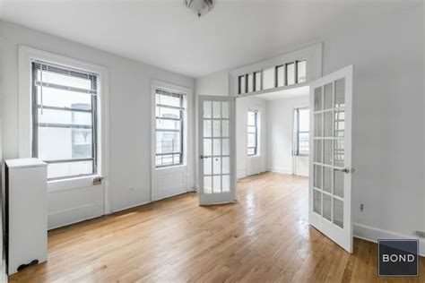 Heres What 300000 Buys You In Manhattan Manhattan Apartment New