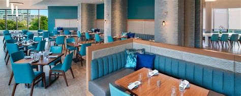 Hotel Dining & Restaurants | Delta Hotels Richmond Downtown