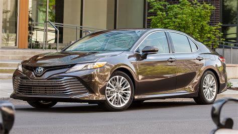 2018 Toyota Camry Hybrid Xle Wallpapers And Hd Images Car Pixel