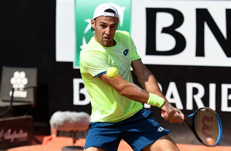 Bio, results, ranking and statistics of stefano travaglia, a tennis player from italy competing on the atp international tennis tour. Travaglia show a Roma: "Pronto per il derby con Matteo" - VIDEO