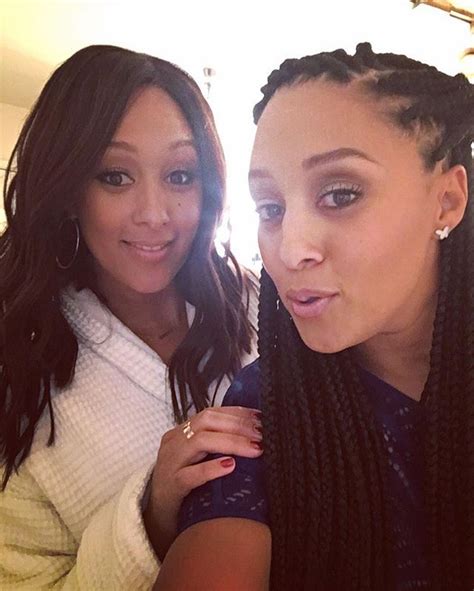 look who she surprised this pretty lady tamera mowry tia and tamera mowry beauty