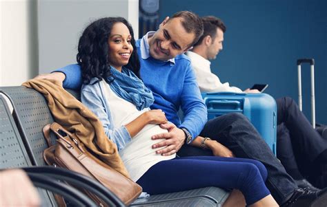 هر آنچه در مورد سفر در دوران بارداری و سفر به همراه کودک خردسال باید