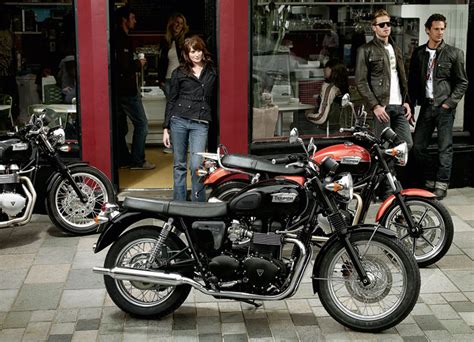 2011 triumph bonneville t100 pictures, prices, information, and specifications. TRIUMPH Bonneville T100 specs - 2010, 2011 - autoevolution