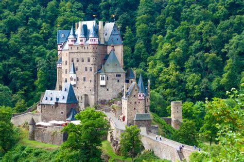 Cómo Llegar Al Castillo De Eltz Uno De Los Más Increíbles En Alemania