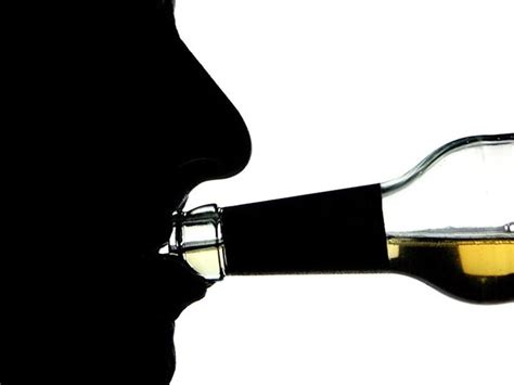 Alkohol ist ein zellgift und schädigt die entwicklung des gehirns. Ab wann schadet Alkohol der Gesundheit? - FOCUS Online