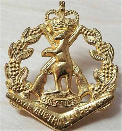 1953 60 Vietnam War Army Royal Australian Regiment Uniform Badge Jb