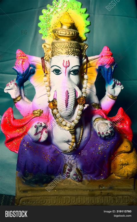 Lord Ganesha Hindu Image And Photo Free Trial Bigstock