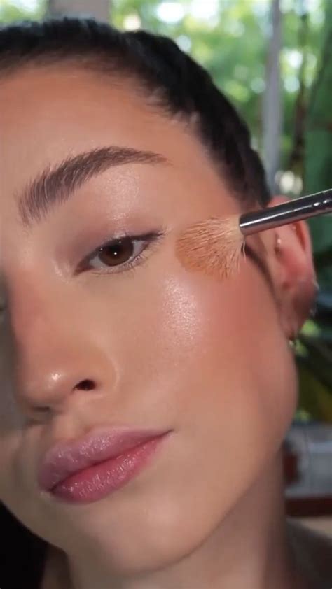 Best Glass Skin Tutorial Video In 2021 Skin Makeup Makeup Looks