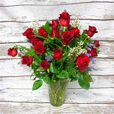2 Dozen Red Roses Loveland Flower Delivery Earles Flowers