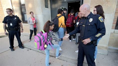 Schools Are Struggling To Find Resource Officers