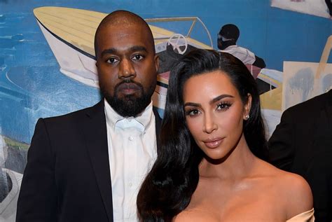 Kim Kardashian Elle Compte évoquer Son Divorce Dans Lincroyable Famille Kardashian Kanye