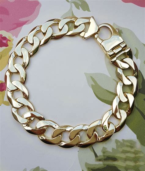 We stock men's chains in a selection styles of widths and lengths, as well as men's belcher chains, figaro chains, men's silver & gold rope chains and anchor. Men's Heavy Curb Chain Bracelet Necklace Solid 9ct Gold