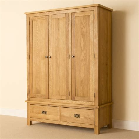 Enter your email address to receive alerts when we have new listings available for ikea 3 door wardrobe with mirror. Lanner Oak Triple Wardrobe / Large Solid Wood Rustic Oak 3 ...