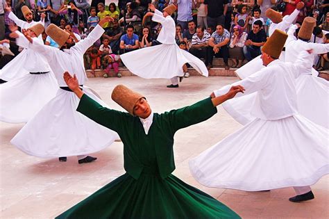 Whirling Dervish The Art Of Sufi Dance Spinarella