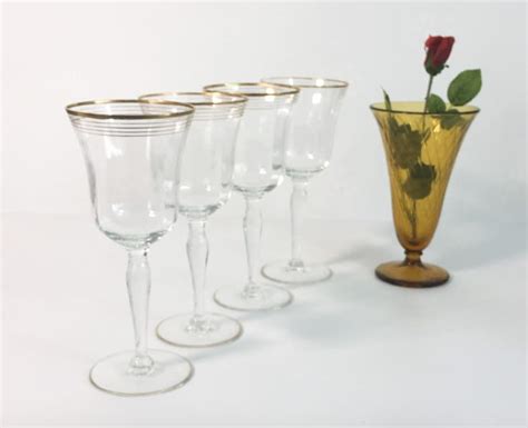 Vintage Set Of 4 Gold Trim Rimmed Water Goblet Wine Glasses Elegant Tall Faceted Glass