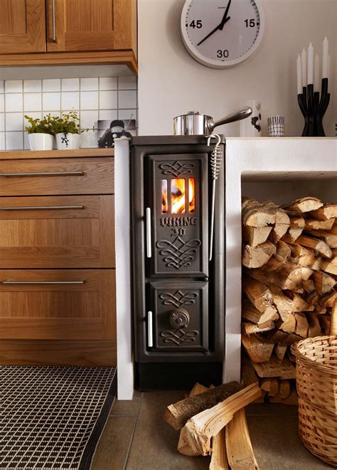 30 Best Wood Stove Decor Ideas For Your Living Room Tiny Wood Stove