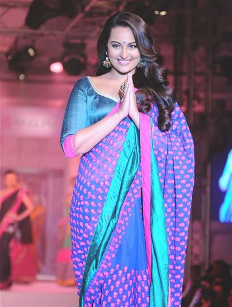 Bollywood Ishtyle Fashion Sonakshi Sinha Saree Indian Celebrities