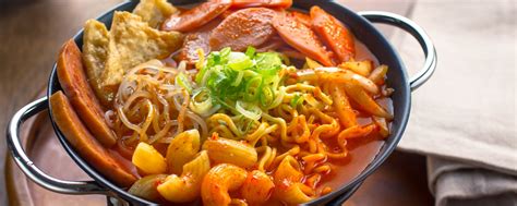 12 korean new year foods to try! Mujigae Korean Food with new dish Budae Jigae stew