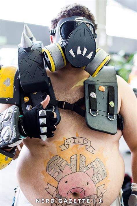 Roadhog From Overwatch Cosplay At Sacanime Winter 2017 Overwatch
