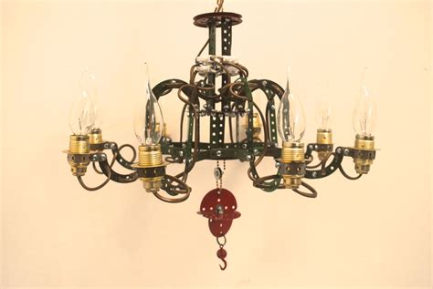 Chandeliers are popping up everywhere as a convenient and beautiful alternative to traditional lighting. Chandelier