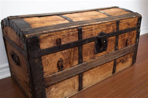 Antique Wood Chest Rugged Primitive Rustic Wood Storage Trunk