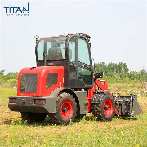 Front Discharge TITAN Nude In Container Small 4wd Loader With TUV