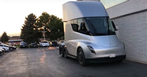 Tesla Semi Prototypes Multiple Camera Setup Highlighted In New Video