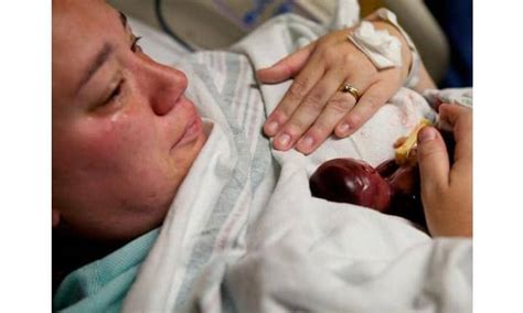 Powerful Photos Of A Loved Baby Born At 19 Weeks Kidspot