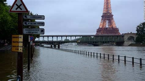 France Flooding Louvre Moving Some Artwork As Waters Rise In Paris