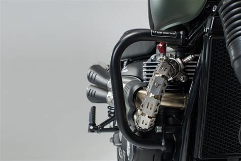Street cup luggage,racks, crash bars. Robust crash bar for the Triumph Street Scrambler ...