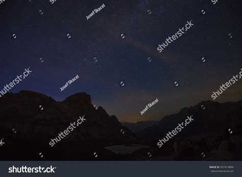 Starry Night Milky Way Astrophotography Tre Stock Photo 691814866