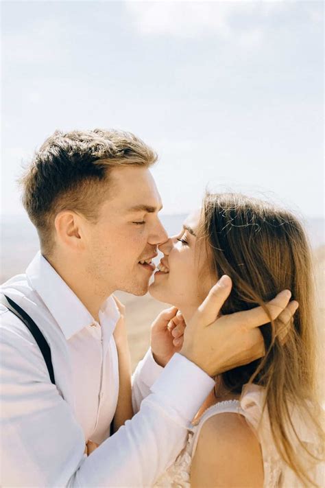 10 Powerful Secrets Of Happy Couples Moments With Jenny