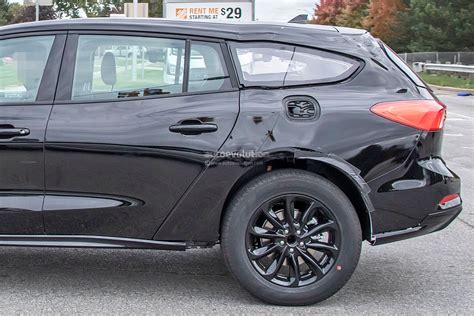 2022 Ford Fusion Active Spyshots Show Possible Subaru Outback Rival