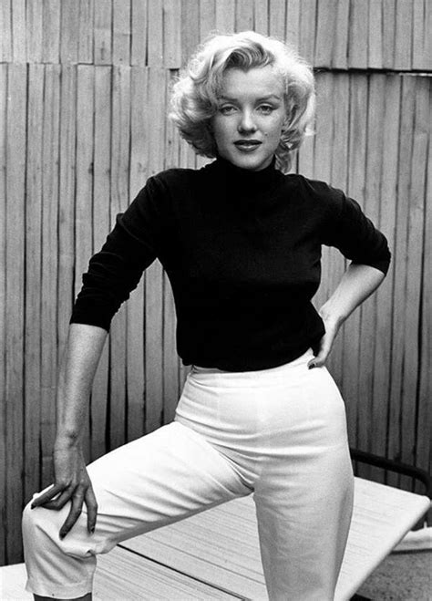 20 Timeless Style Lessons From Fashion Icon Marilyn Monroe Pics 20