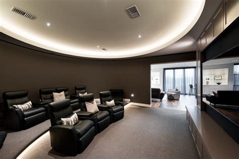 20 Luxurious Home Theater Design Ideas