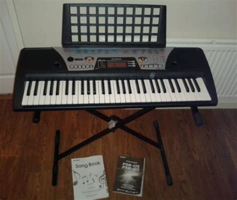 Yamaha Psr 175 Keyboard With Stand 492986829