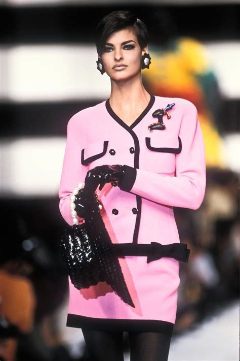 Chanel Rtw Ss 1991 Model Linda Evangelista Шанель