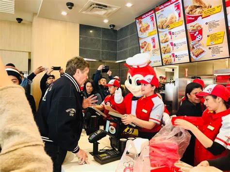 Filipino Fast Food Chain Jollibee Set To Open New Store In Vancouver