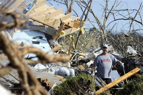 1 Dead After Tornado Severe Storms Slam Alabama Wpxi