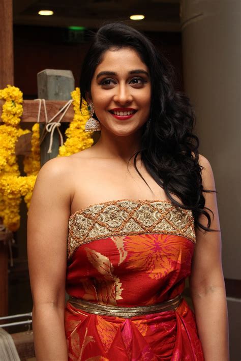Hot Tamil Actress Regina Cassendra Electrifying Glam Photos In Off Shoulder Dress Cinehub