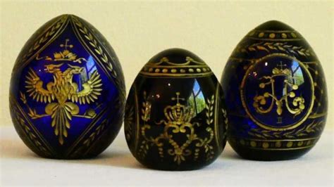 Romanov Crested Faberge Glass Eggs Set Russian Works Of Art