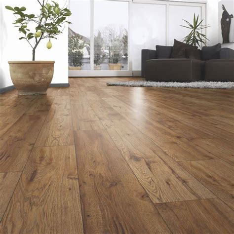 It's easier than with wood floors, that's for sure. 20 Inspiring Laminate Flooring Ideas - Decoration Channel