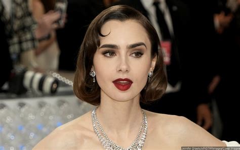 Lily Collins Wedding Ring Stolen During A Spa Day