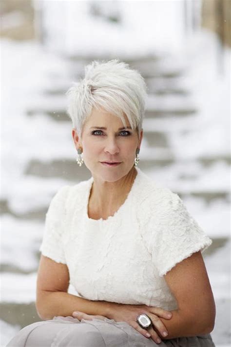 40 Easy Hairstyles For Women Over 50 Hottest Haircuts