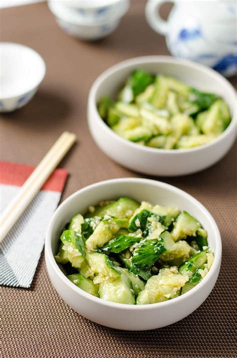 Easy Chinese Cucumber Salad 拍黄瓜 Omnivores Cookbook