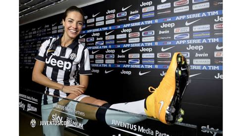 Laura Barriales A Jtv Juventus