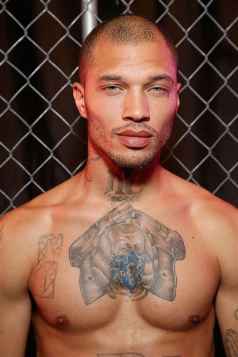 jeremy meeks the hot felon just made his nyfw debut and even got shirtless for the rehearsal